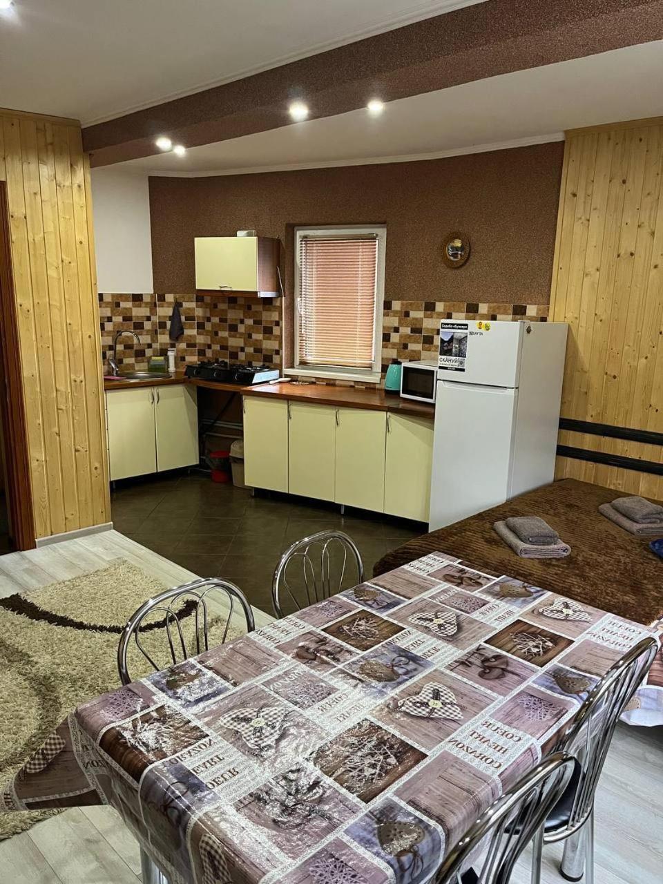 Садиба Бункер Чан Mizhhirya  Exterior foto
